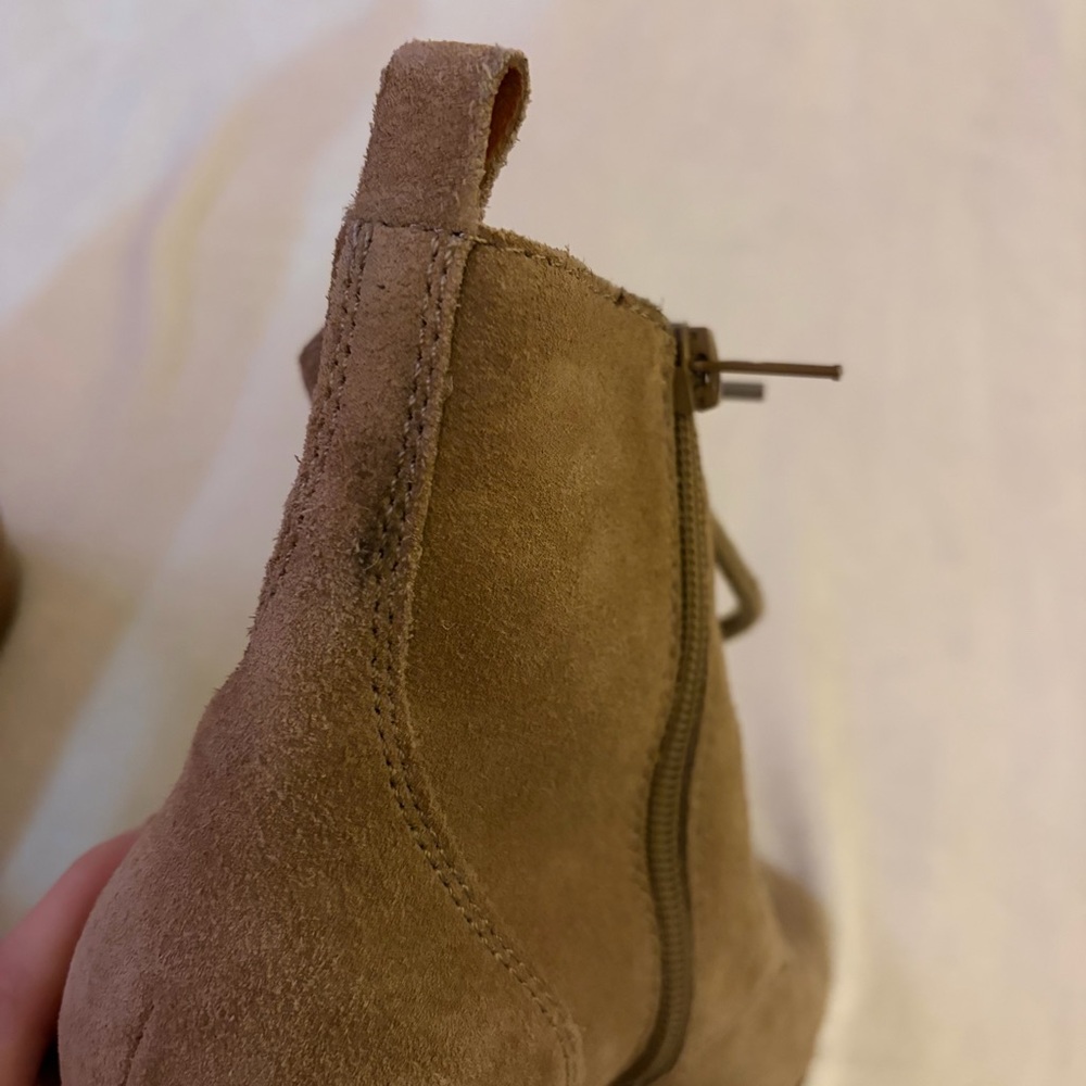 Lucky Brand Lace-Up Tan Suede Leather Ankle Booties - Picture 6 of 6